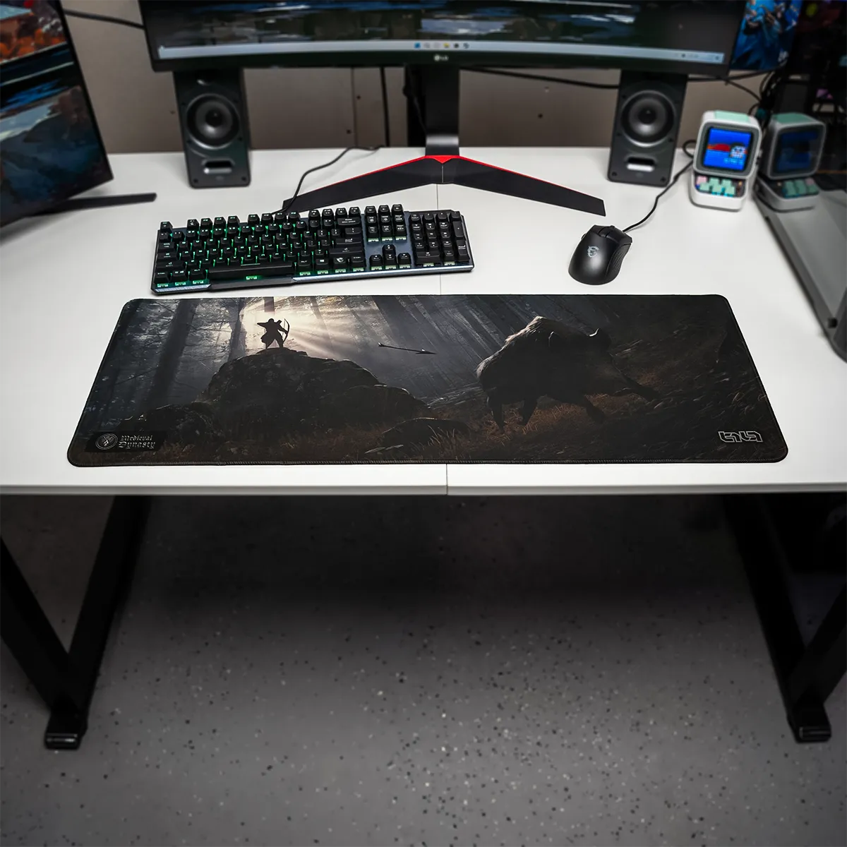 Mousepad Boar Hunt - Image 15