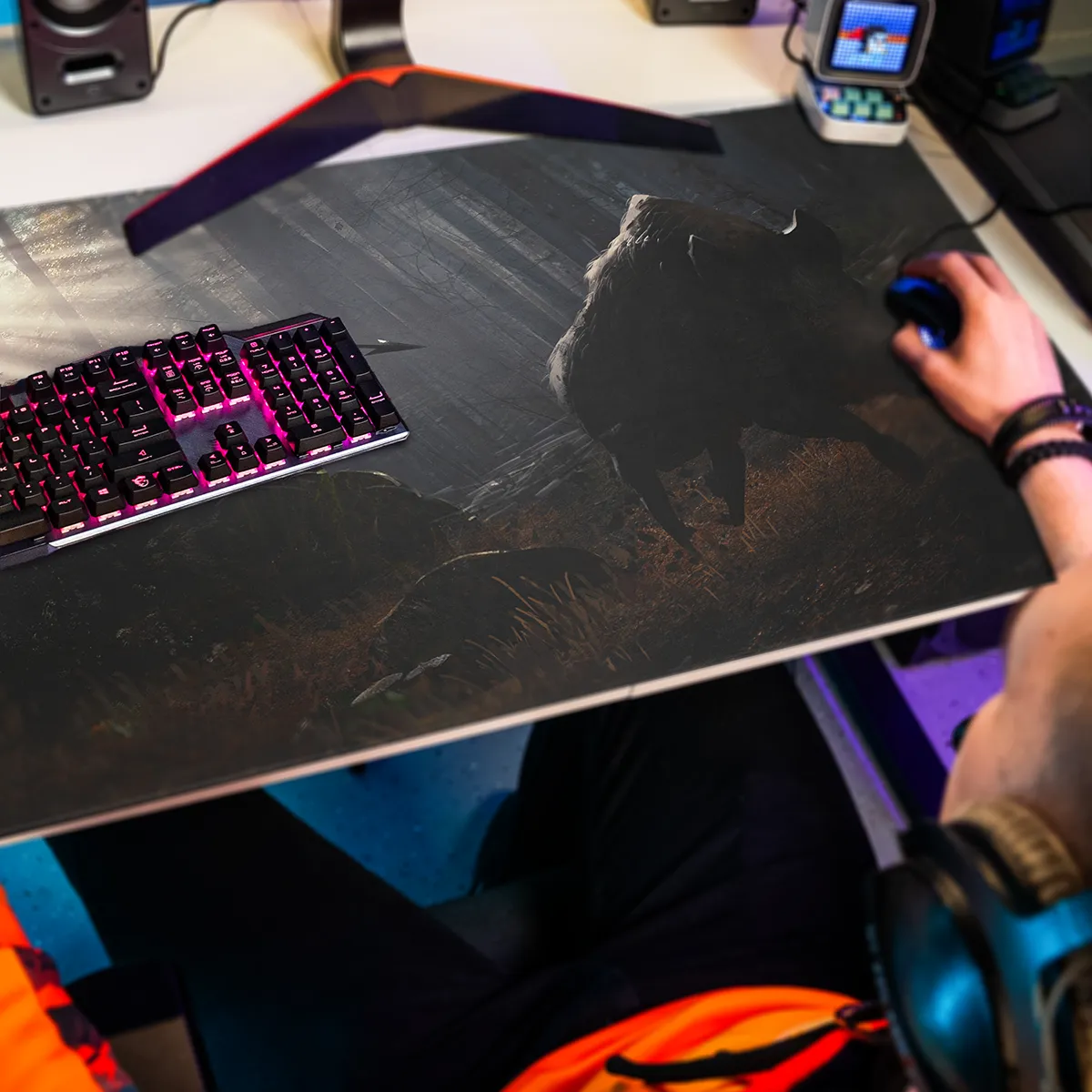 Mousepad Boar Hunt - Image 2