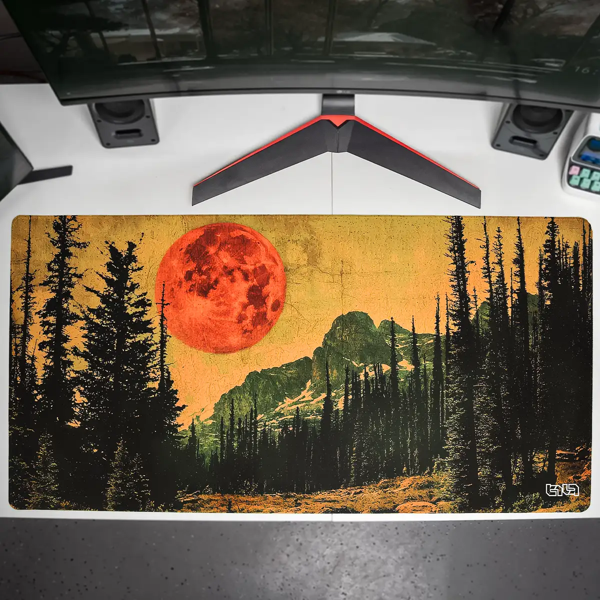 Mousepad Crimson Moon
