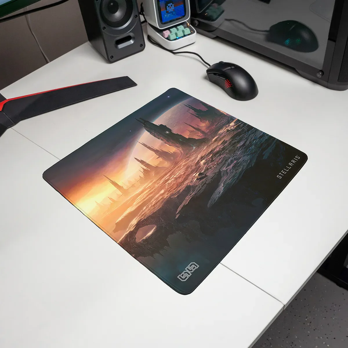 Mousepad Dead City by Kentaro Kanamoto - Image 23