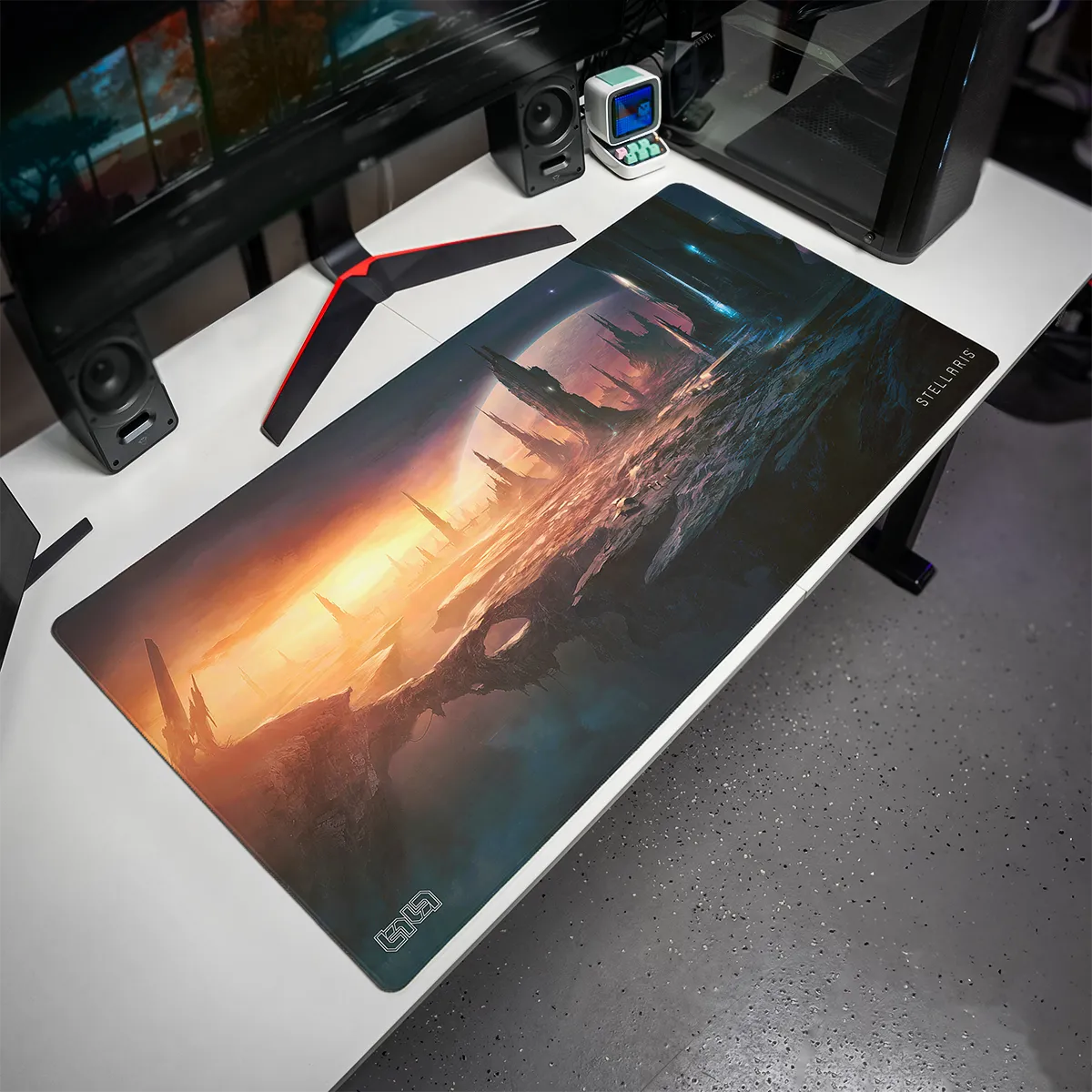 Mousepad Dead City by Kentaro Kanamoto - Image 4