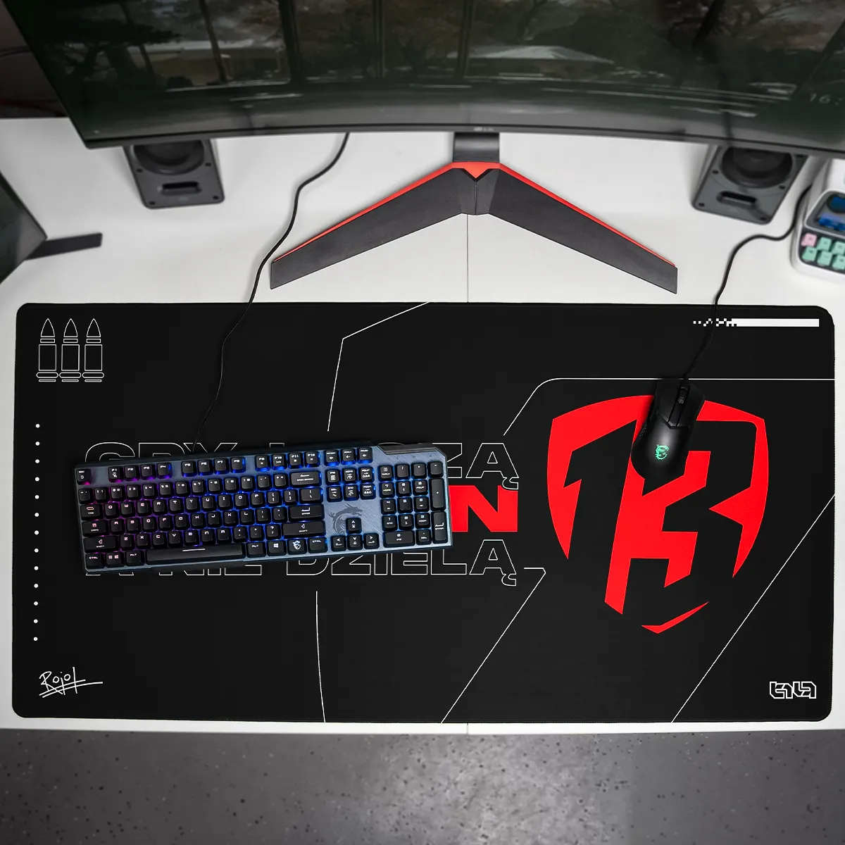 Mousepad Games Unite Not Divide - Image 6