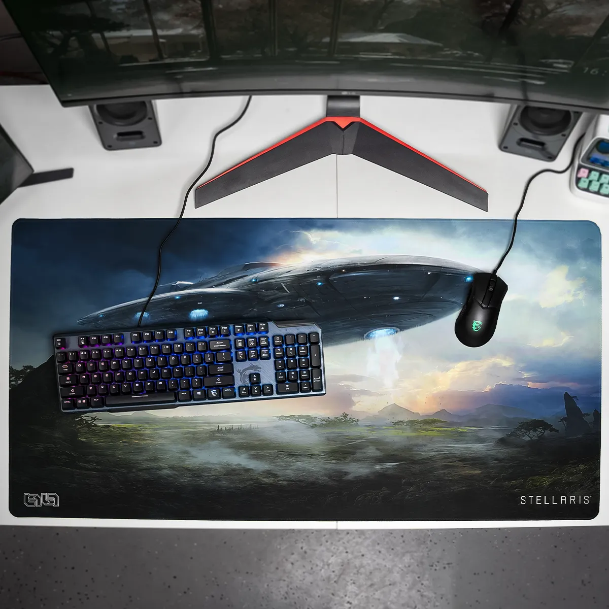 Mousepad Landing Ship by Kentaro Kanamoto - Image 6