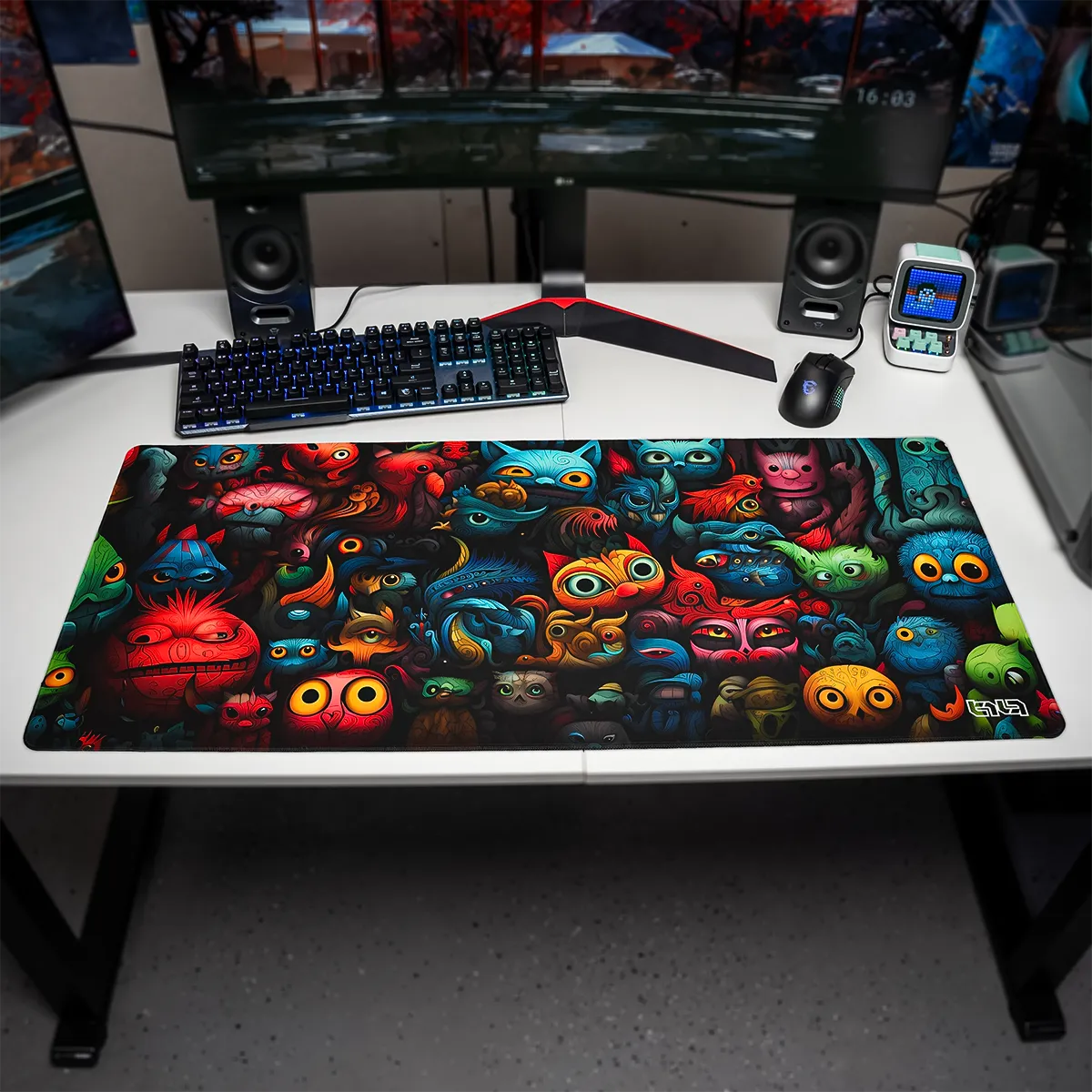 Mousepad Monstrous Audience - Image 10