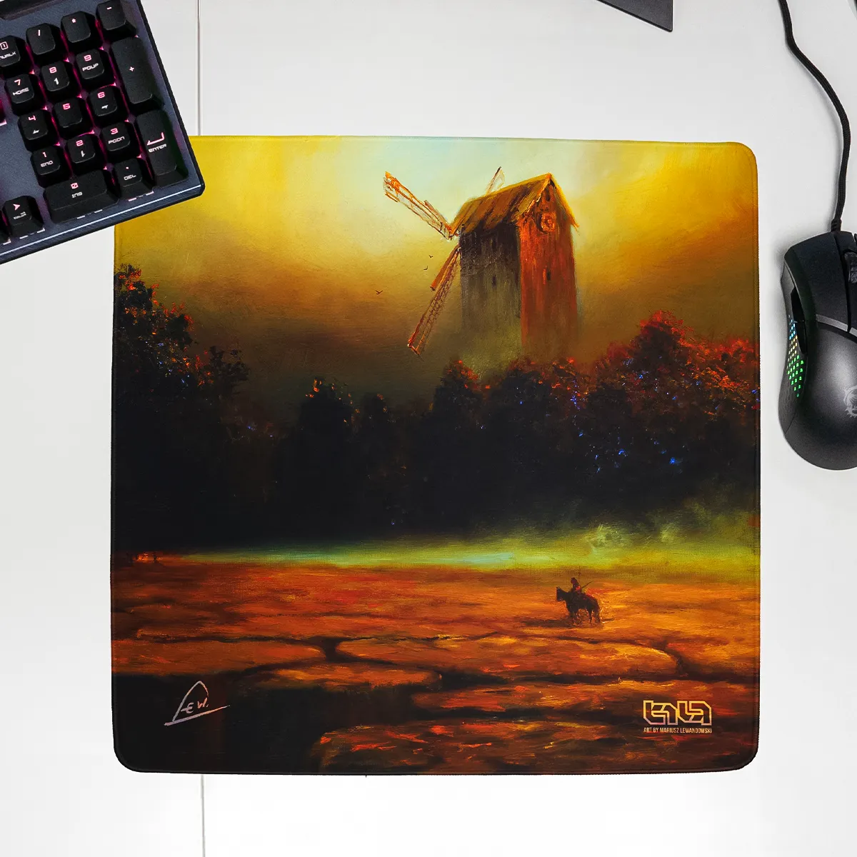 Mousepad Nocturn with a Faulty Knight - Image 21
