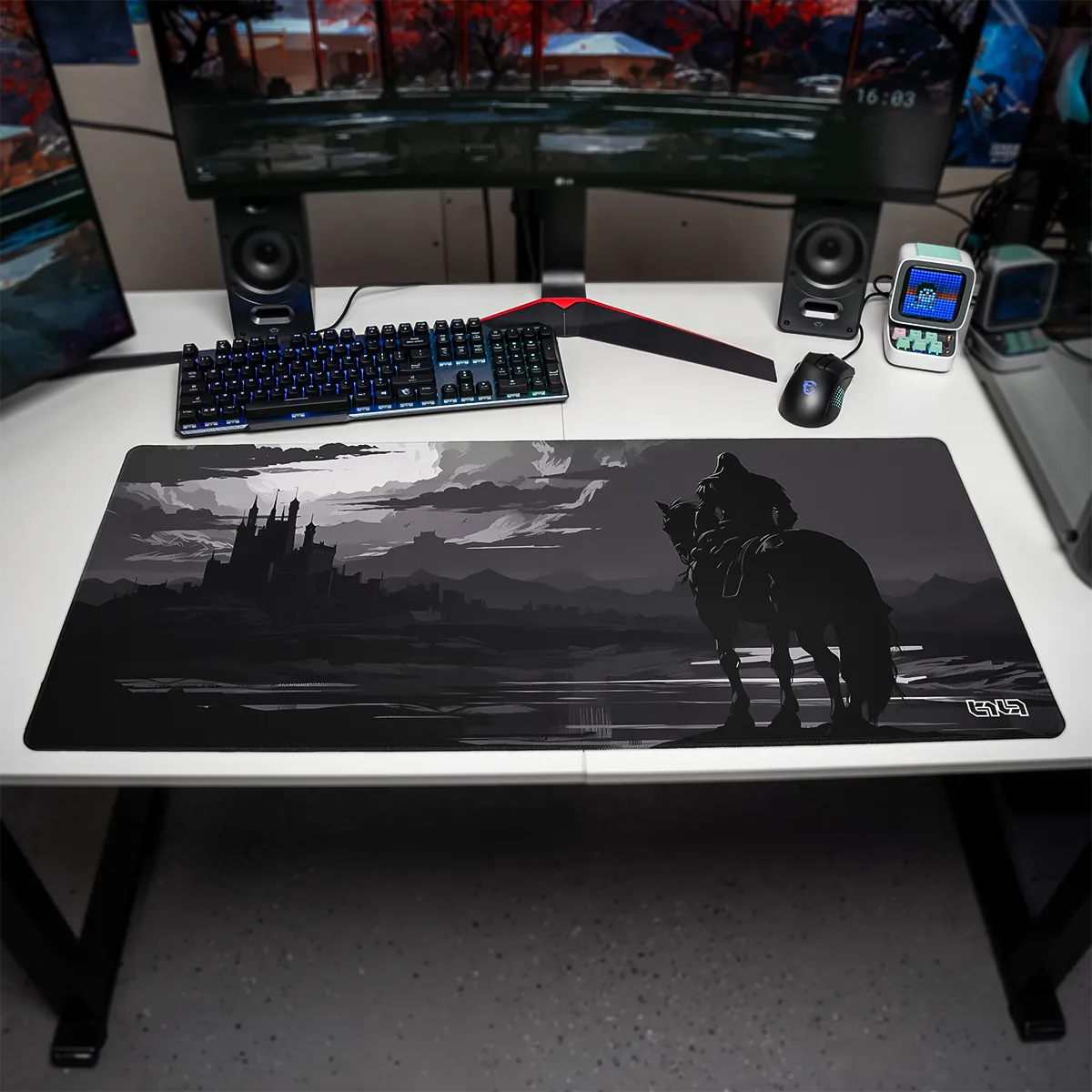 Mousepad On the Way to the Castle - Image 10