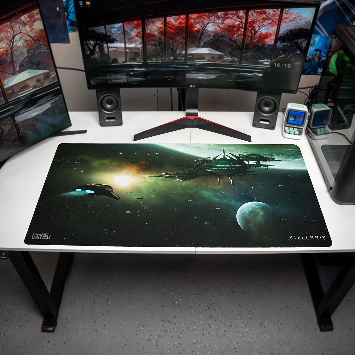 Mousepad Space Station by Kentaro Kanamoto - Image 5