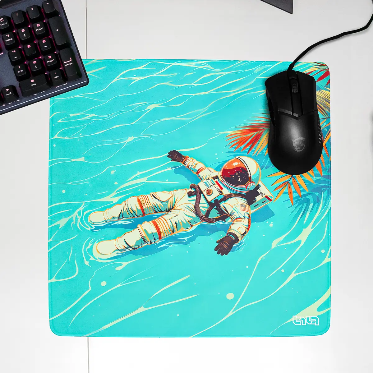Mousepad Swimmin and Chillin - Image 24