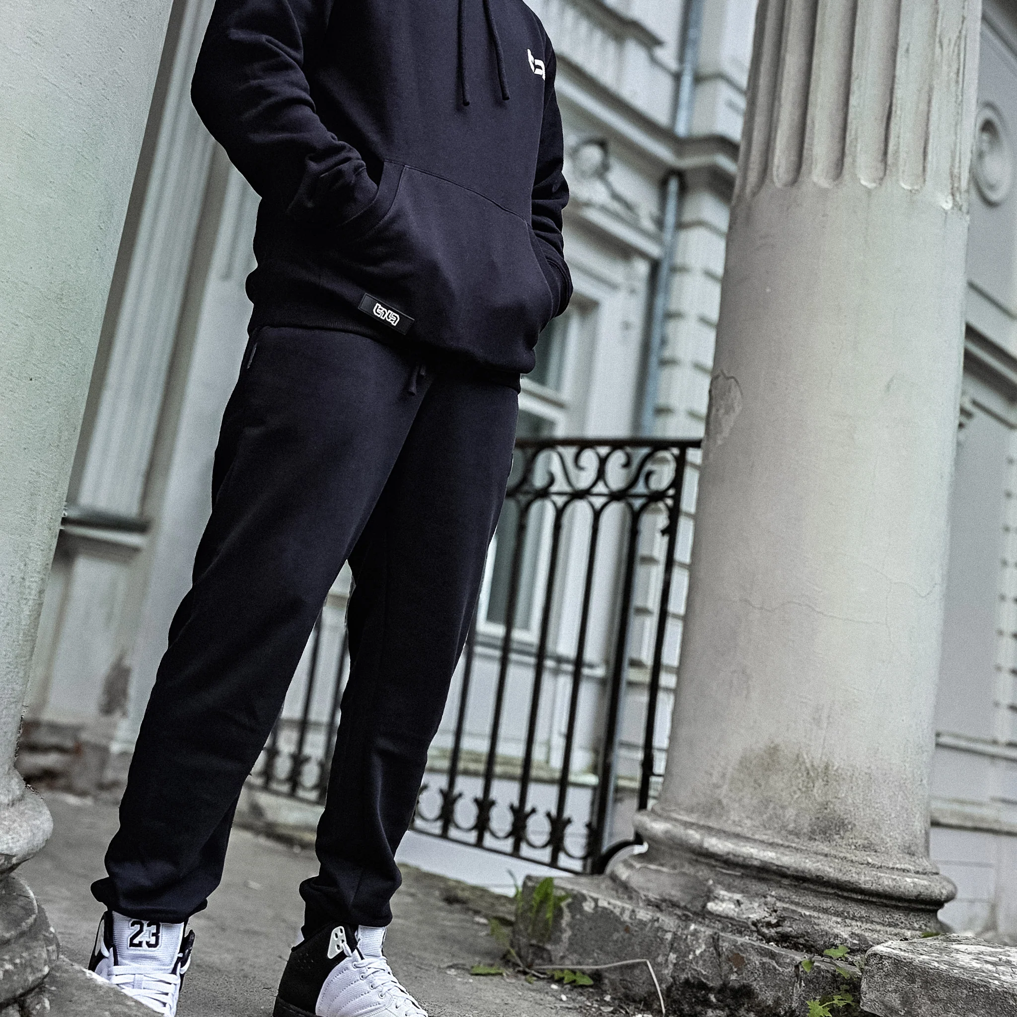 Sweatpants Simple Tilt - Image 3